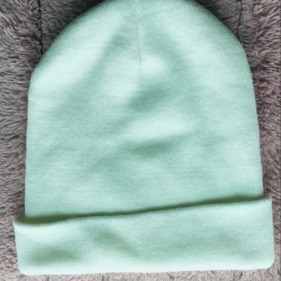 White Claw Toque - Picture 2 of 2